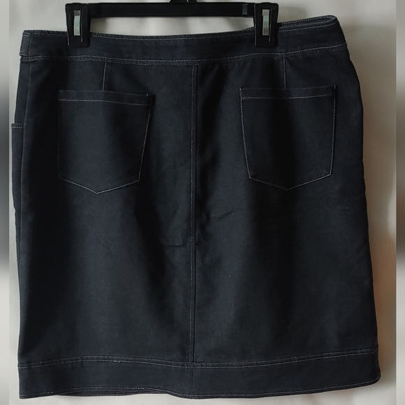 NY Collection Petite Soft Denim Skirt Size 14 - Picture 2 of 4